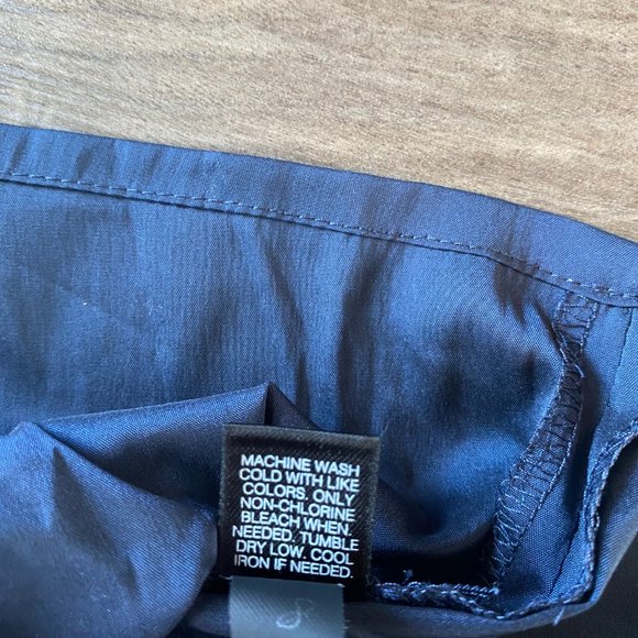 Express Elite Stretch Ruffle Blouse - Picture 4 of 10